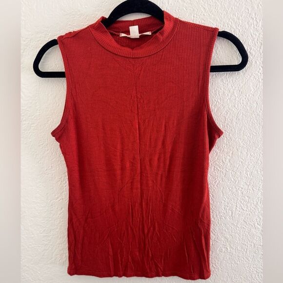 Miami Red Fitted Tank Top with Mandarin Collar - Picture 1 of 4